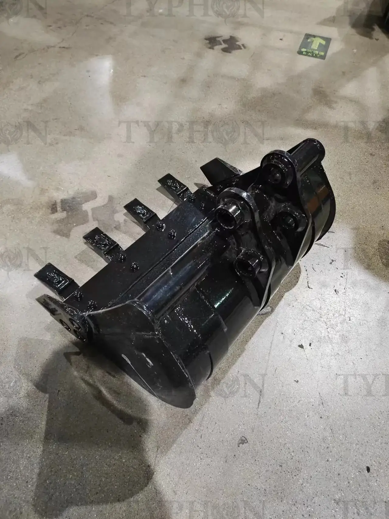 TERROR X2 600mm Teeth Bucket Set - Image 8