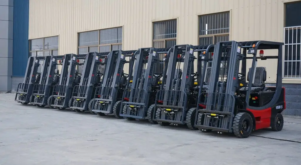 TYPHON VIGOR 1.5 Ton Electric Forklift - Image 2