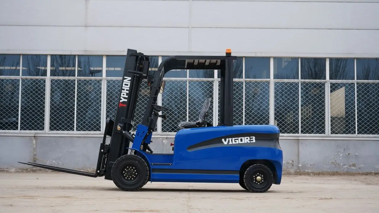 TYPHON VIGOR 3 Ton Blue Forklift - Image 4