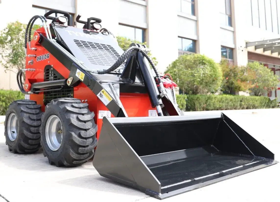 Mini Skid Steer 22.1HP Gas Loader - Image 2