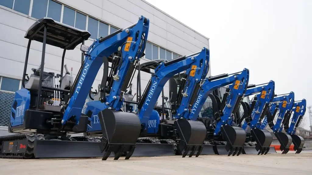 TYPHON TERROR XVII Cabin Excavator - Image 5