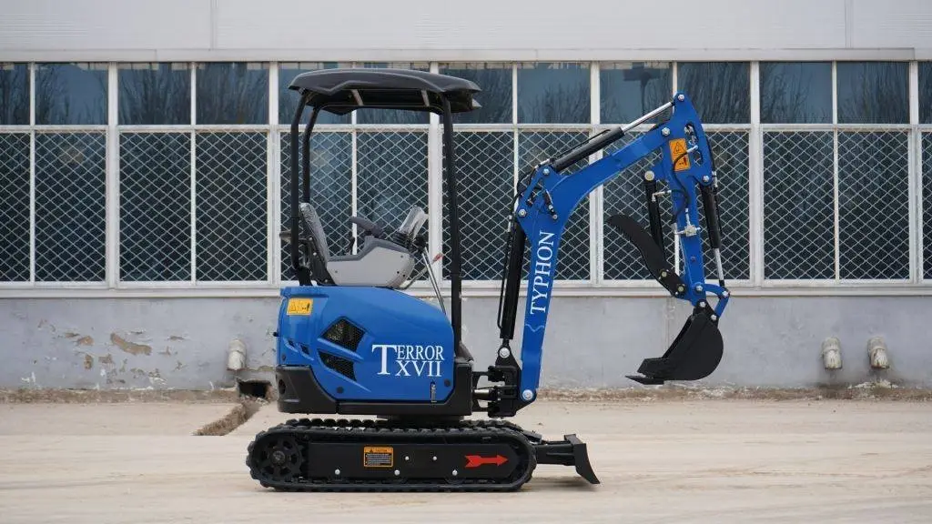 TYPHON TERROR XVII 3800 lb Excavator