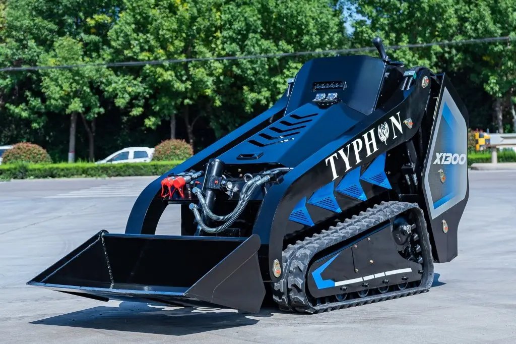 TYPHON STOMP X1300 Mini Skid Steer - Image 15