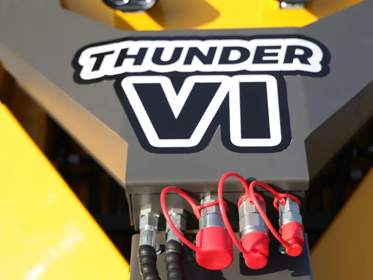 TYPHON Thunder VI Compact Wheel Loader - Image 9