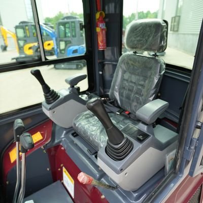 TYPHON TERROR XVII PRO Prestige Edition 4000 lb Enclosed Mini Excavator with Kubota Power & Advanced Hydraulics - Image 25