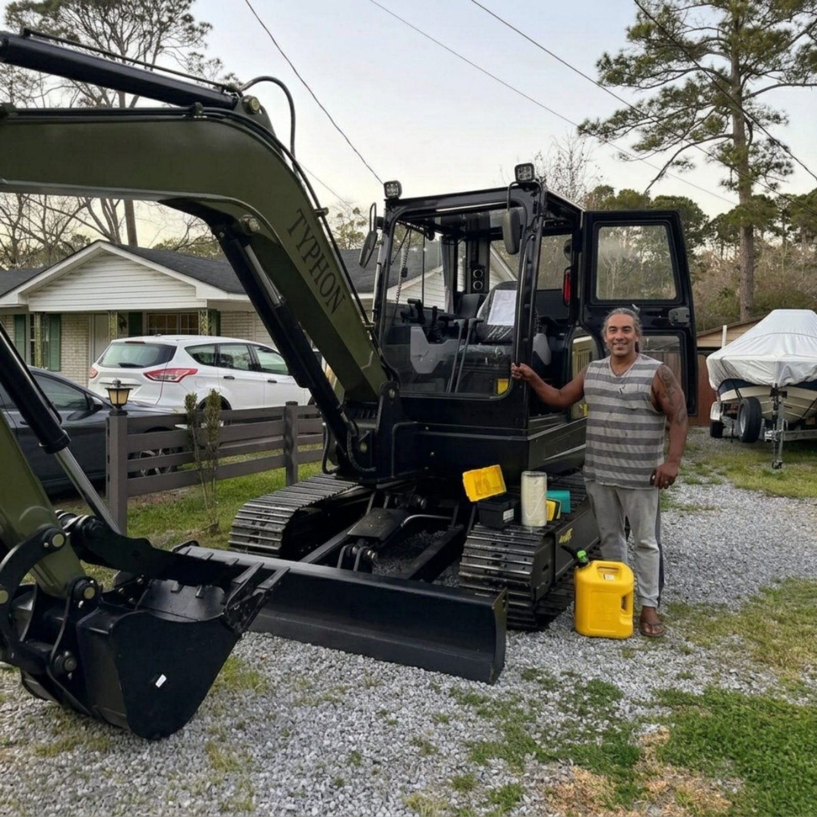 Heavy excavator delivery